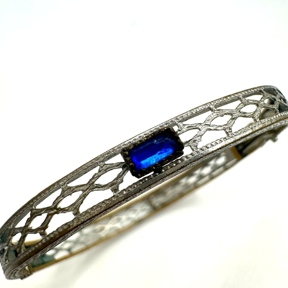 Troob and Degnan antique Art Deco blue Czech glass child’s baby bangle bracelet - Picture 2 of 7